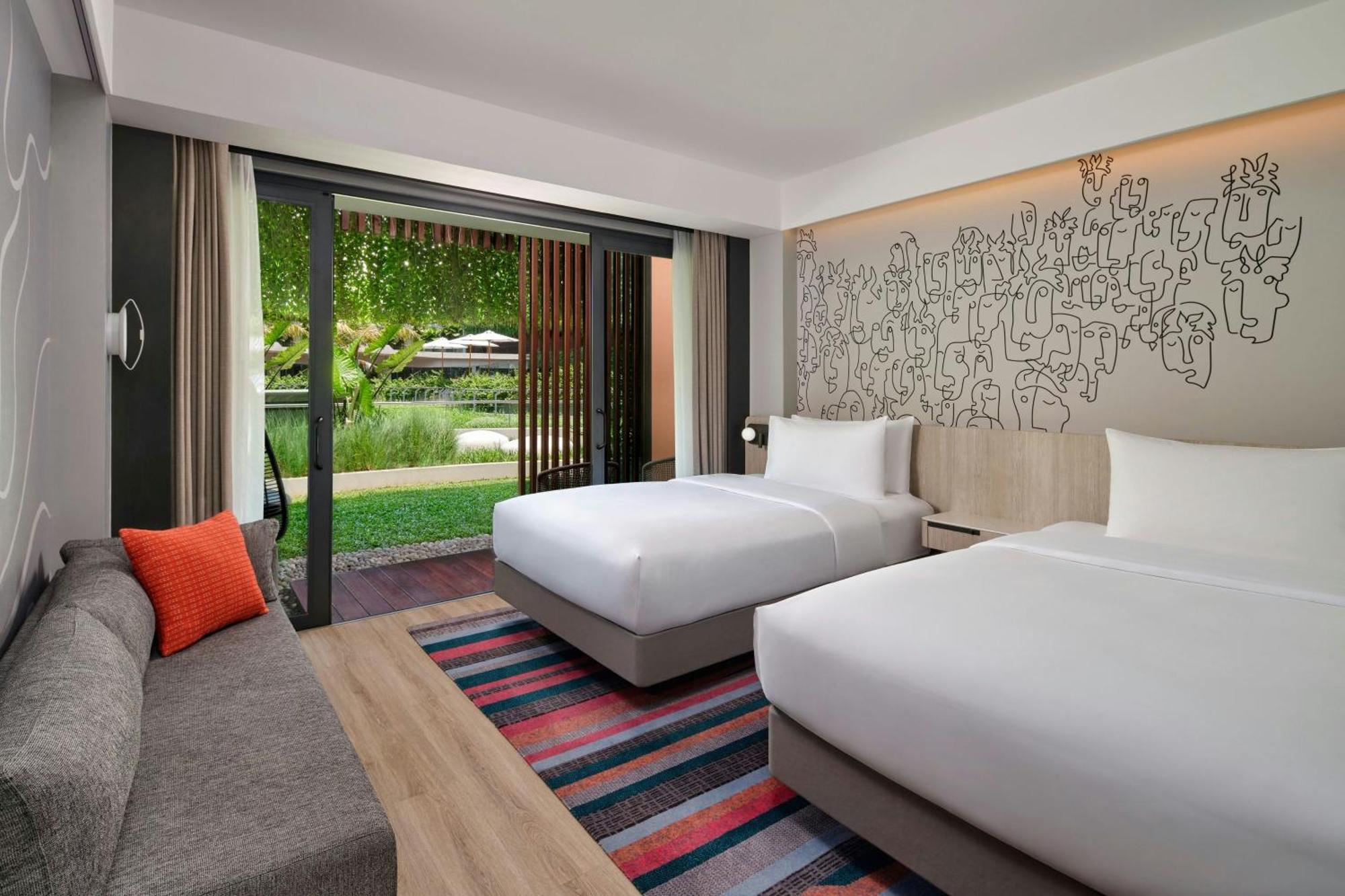 Aloft Bali Kuta At Beachwalk 4*