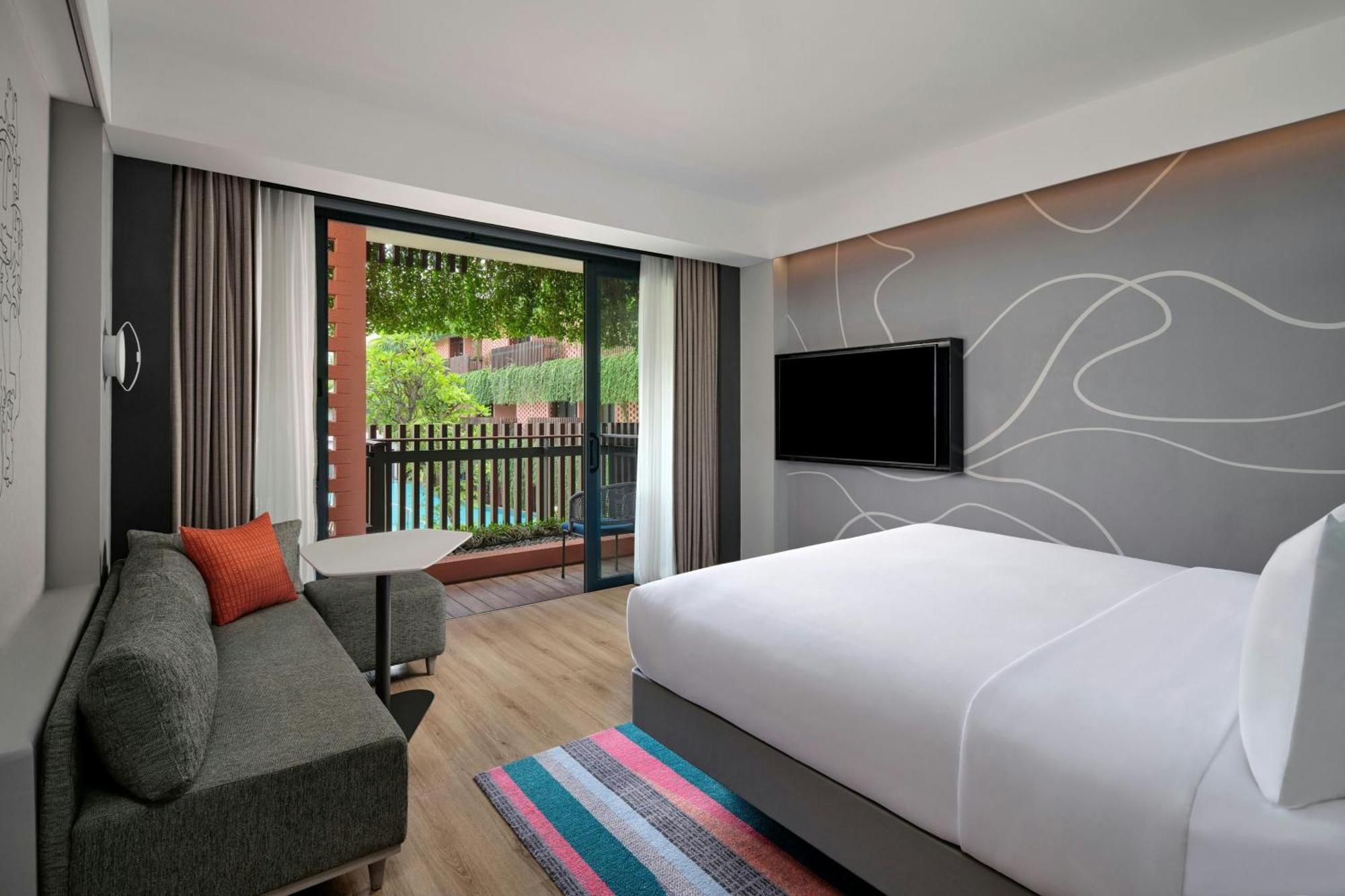 Aloft Bali Kuta At Beachwalk Hotel 4*